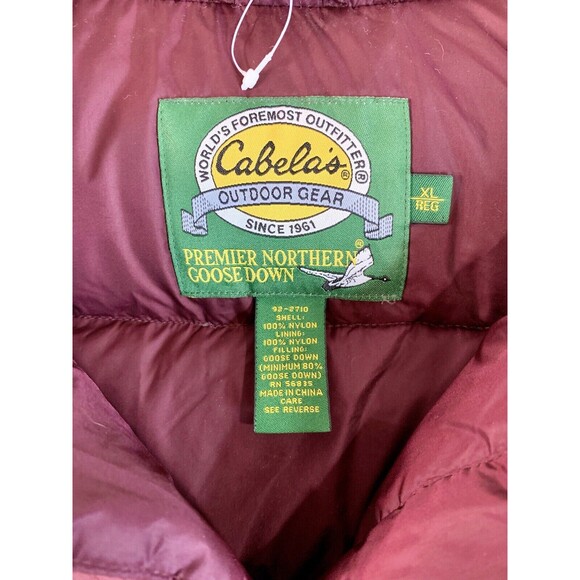 Cabela’s Puffer Vest Mens XL Maroon Premier Northern Goose Down Filled New - Picture 2 of 5